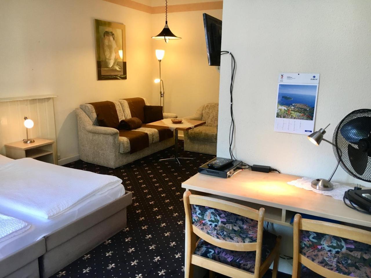 Schweizerhaus Hotel Майсен Екстериор снимка